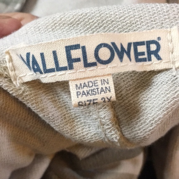 NWT. One blue overall bibs and one is camouflage. Bundle of 2 - Picture 10 of 15